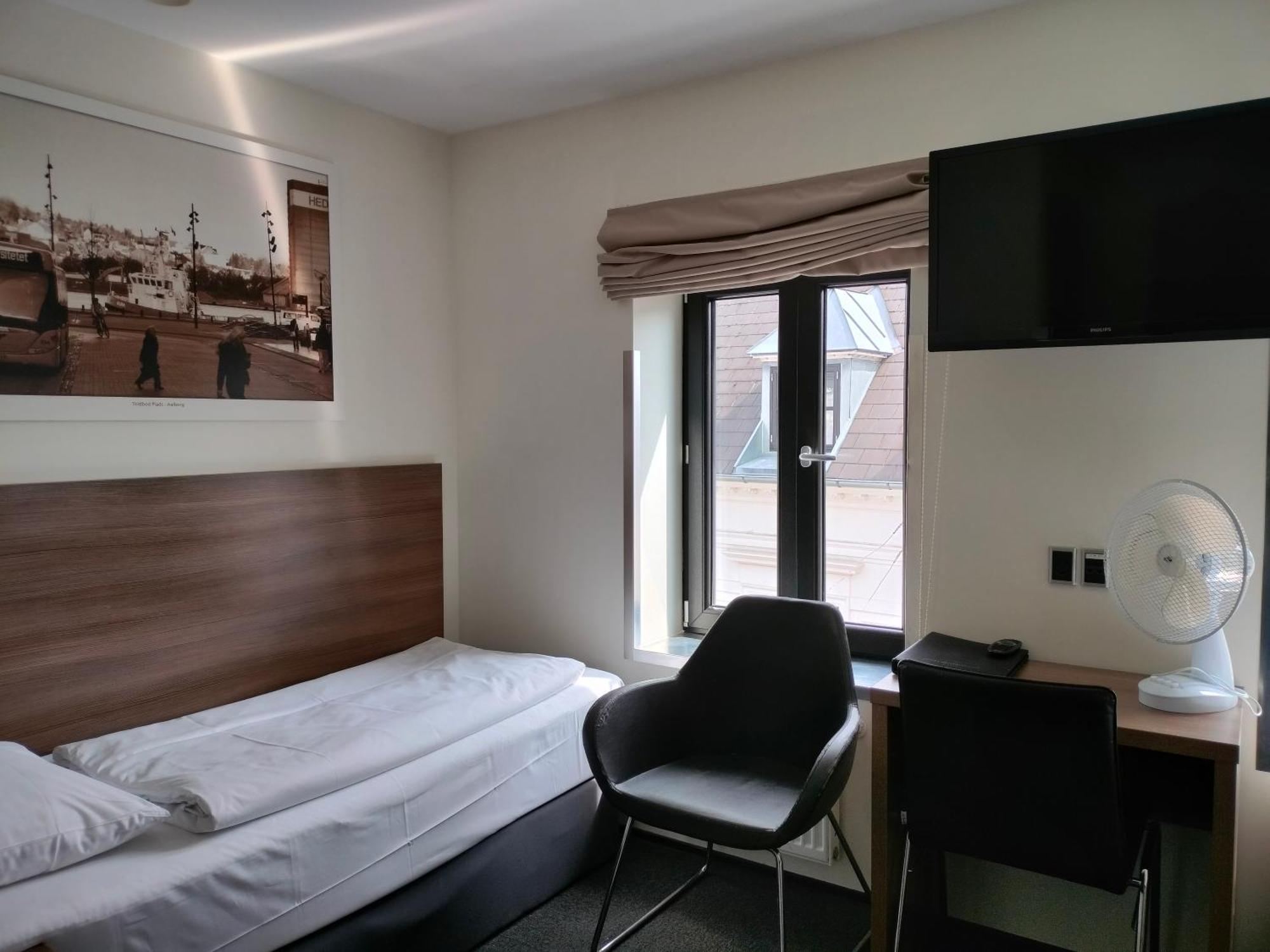 Hotel Jomfru Ane Ольборг Екстер'єр фото